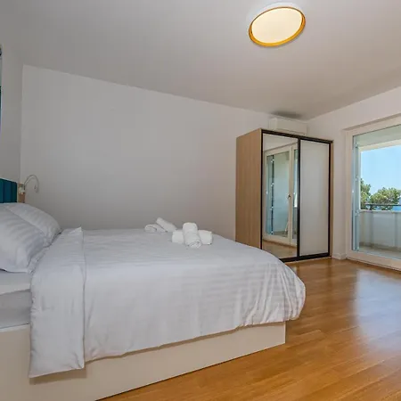 Veronika Apartament *