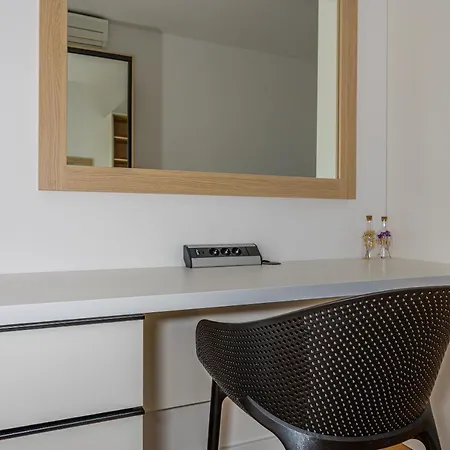 Veronika Apartment