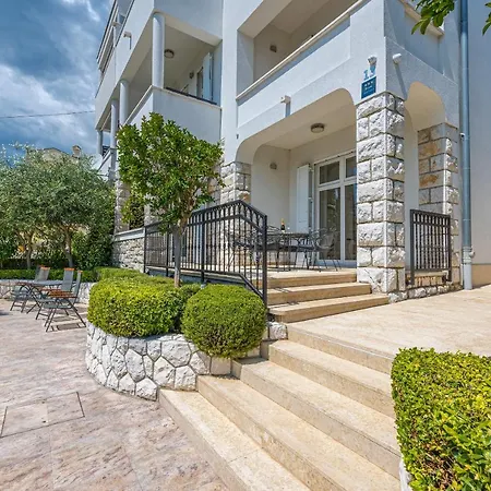 Veronika Apartament Crikvenica