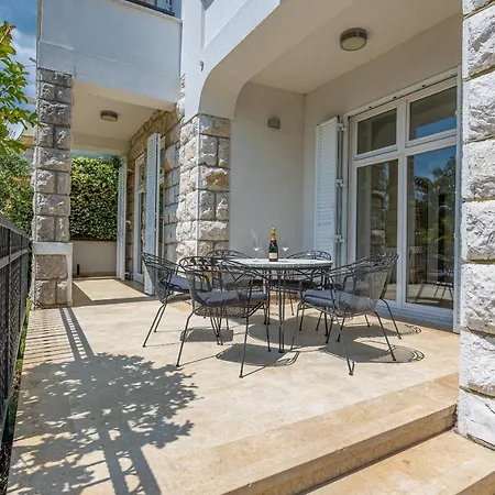 Apartament Veronika *